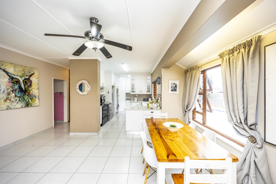 To Let 3 Bedroom Property for Rent in Beacon Bay Eastern Cape